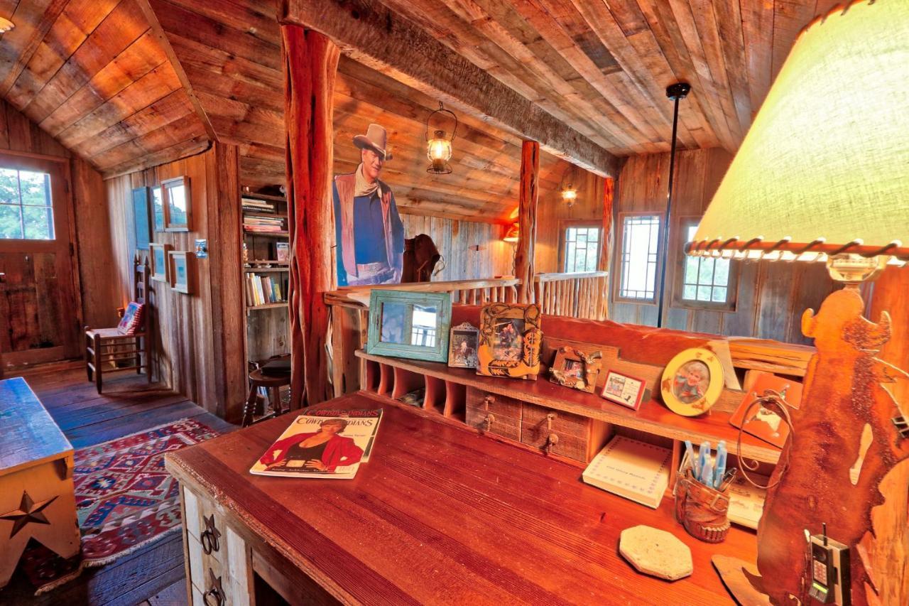 Вилла Log Cabin At Old Glory Ranch Уимберли Экстерьер фото
