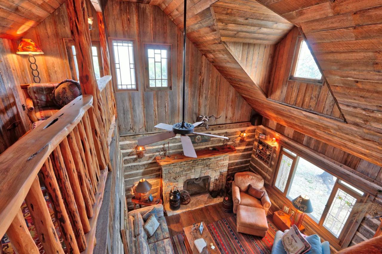 Вилла Log Cabin At Old Glory Ranch Уимберли Экстерьер фото