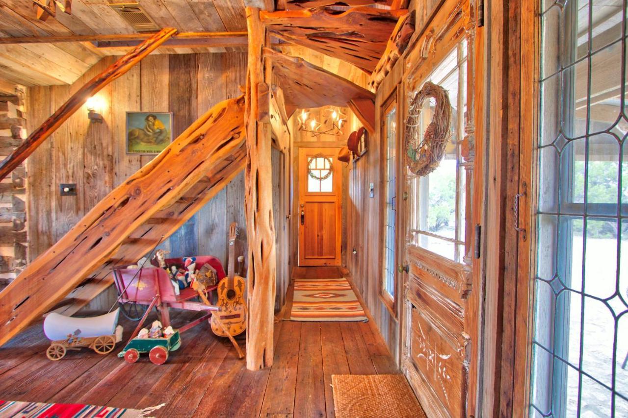 Вилла Log Cabin At Old Glory Ranch Уимберли Экстерьер фото